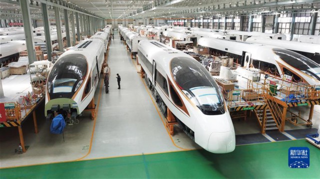 包含球队新装备大揭秘，科技力量助阵，提升整体水平的词条