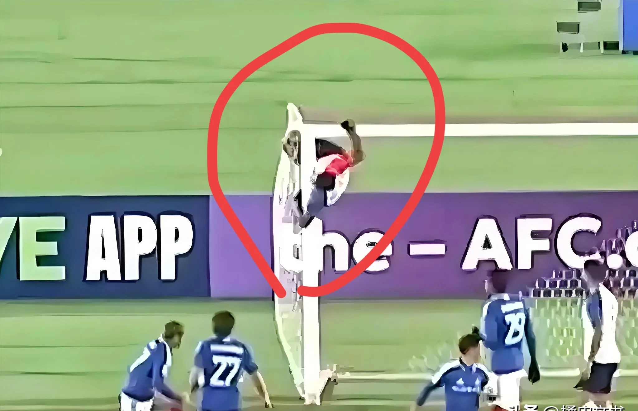 FB体育注册网址-申花客场惨败，球员表现遭到批评