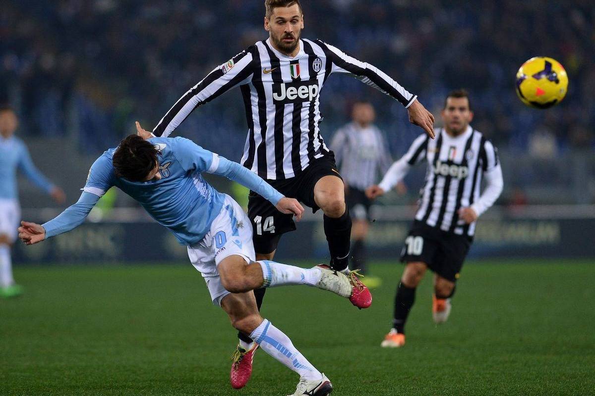 FB体育官方网站-包含尤文图斯后防线表现不佳，成为败战主因的词条