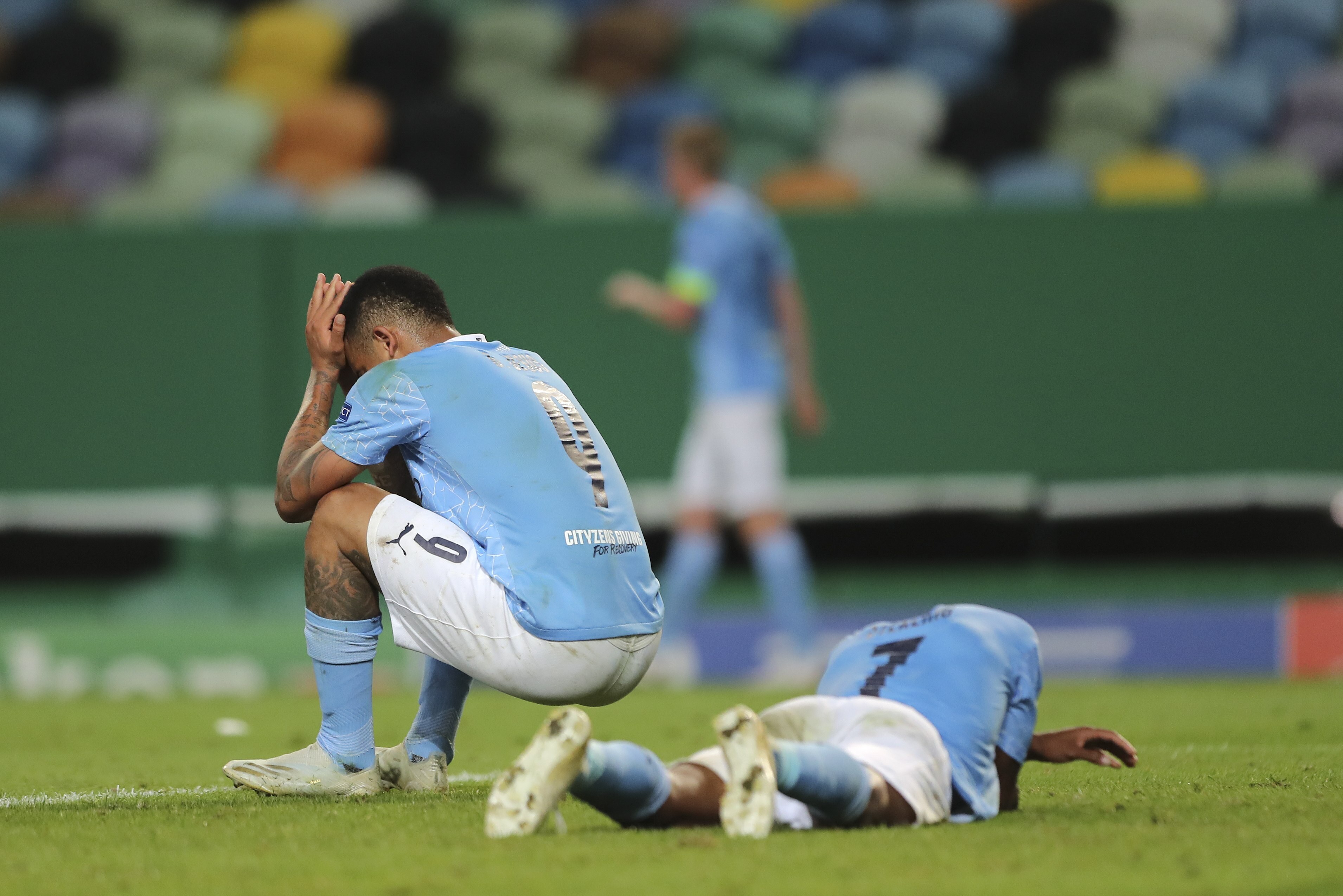 华沙绿军作为后防破梗重大失利，不敌曼城