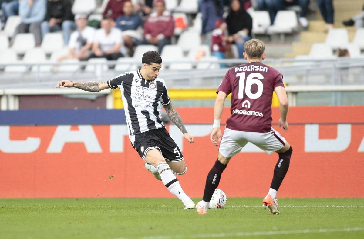 FB体育-乌迪内斯主场告捷，拿下三分