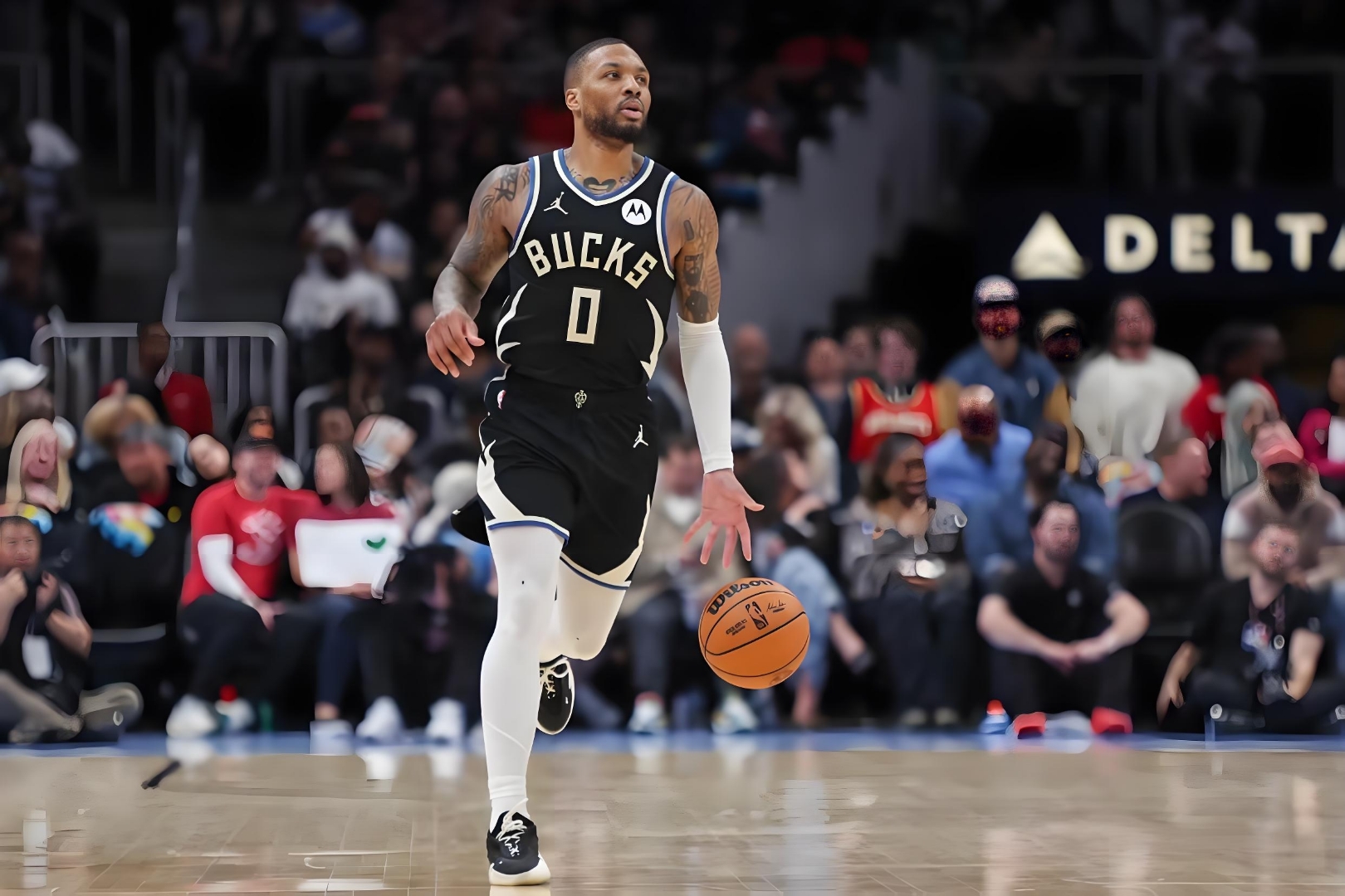 雄鹿击败双冠王,创造赛季超级表现 雄鹿击败双冠王,创造赛季超级表现