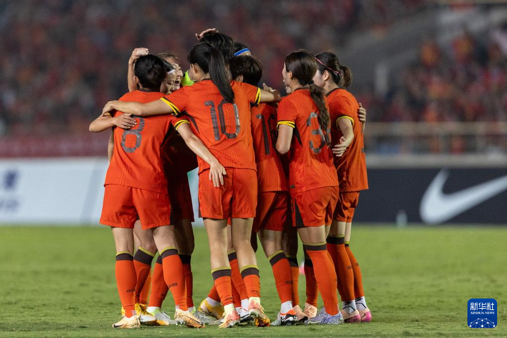 FB体育娱乐-国际足球锦标赛女队尽显水平实力