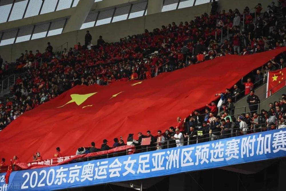 东京奥运女足苦战连场，争梦奋斗脚踏实地