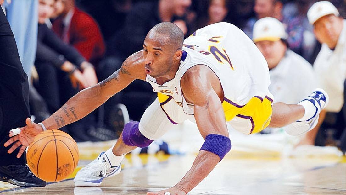 南美洲篮球巨星助力球队夺冠