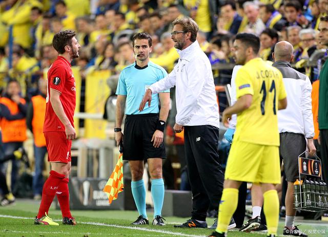 包含比利亚雷亚尔主场告负，失去前四位置的词条