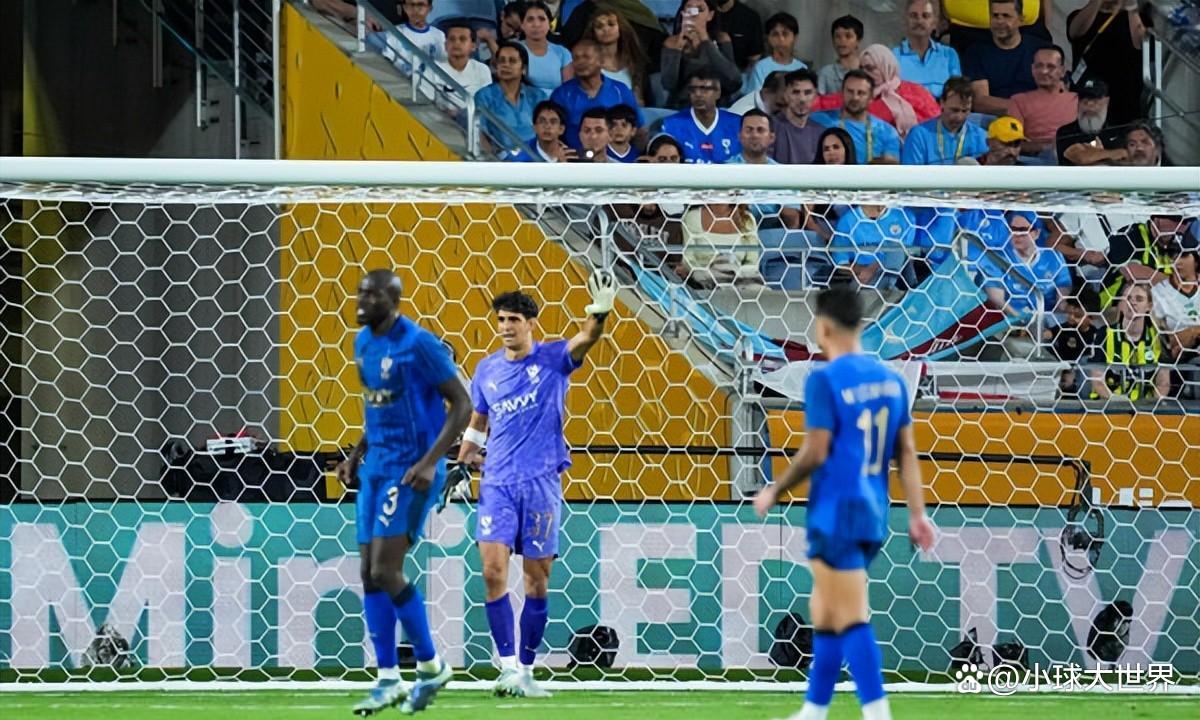 豪门对战，甲级联赛上演巅峰对决