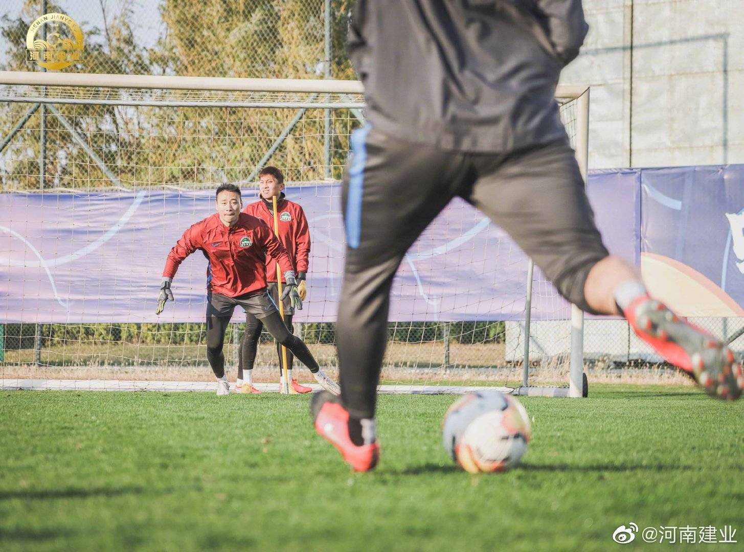 河南建业战斗到最后时刻，坚守胜利领域