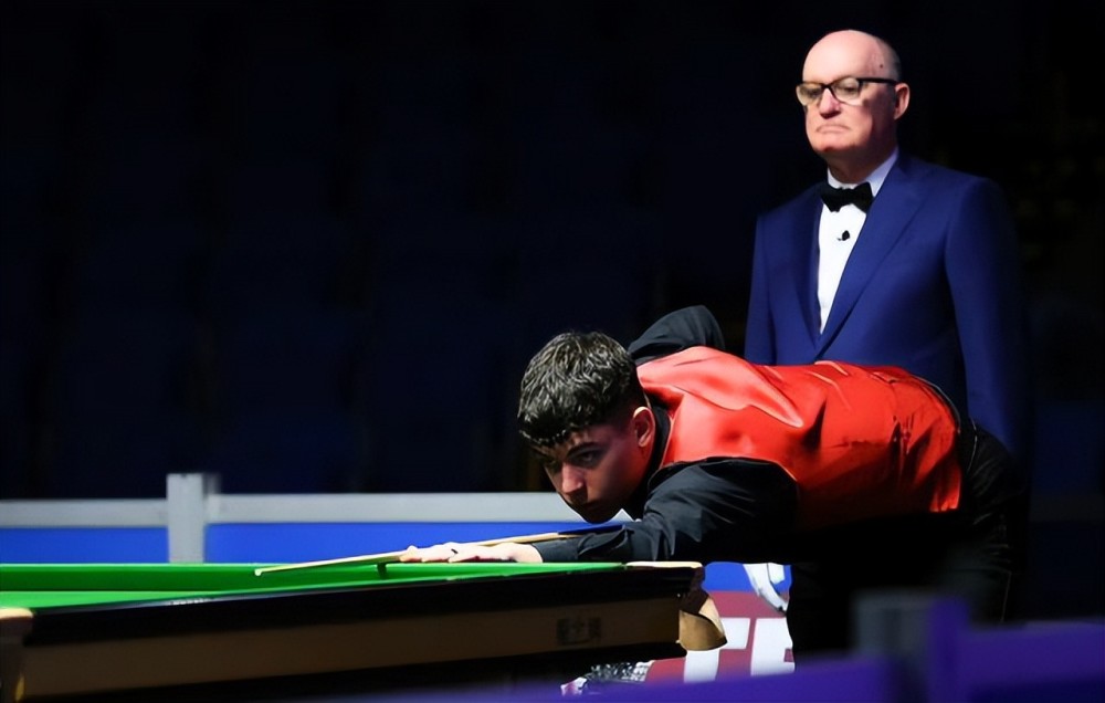 尼斯突围成功晋级下一轮比赛 尼斯突围成功晋级下一轮比赛