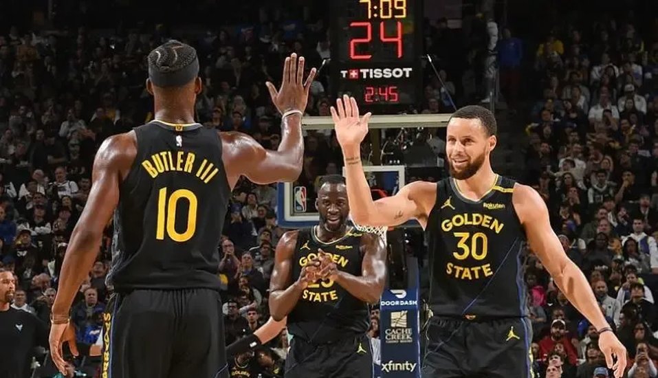 FB体育-快船队大胜独行侠，稳固西部前四位置