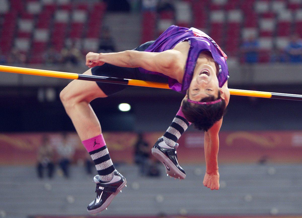 FB体育在线-选手们展现出顶尖水准，挑战极限