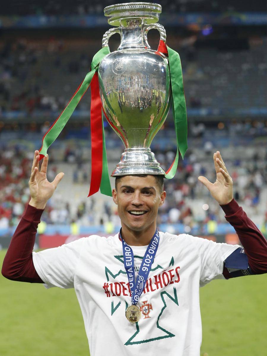 关于法国失利，再次无缘欧洲杯奖杯的信息