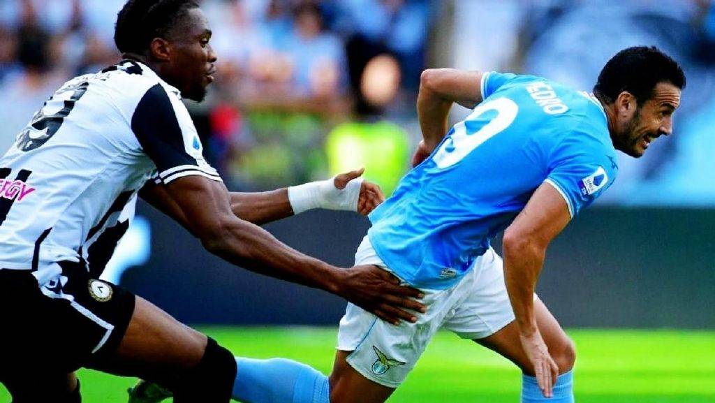 荷甲联赛阿贾克斯队将迎战费耶诺德队 荷甲联赛阿贾克斯队将迎战费耶诺德队