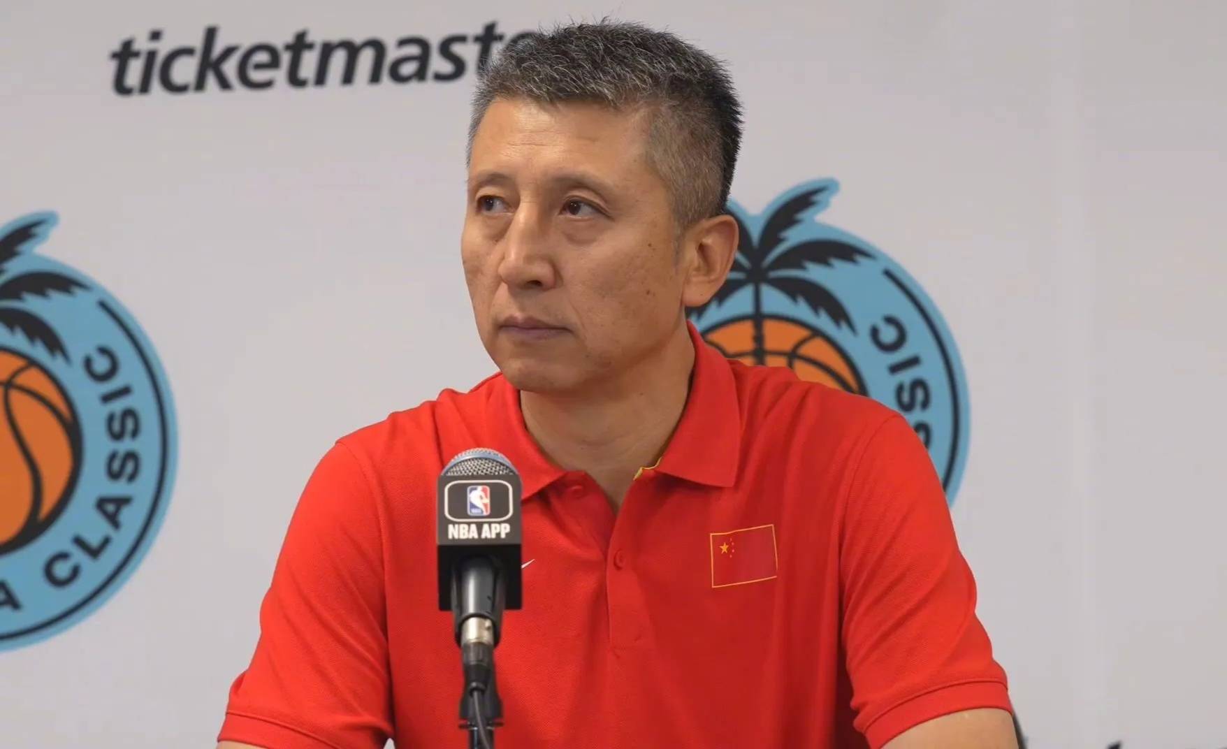 包含球员个个士气高昂,拼尽全力向胜利冲刺的词条 包含球员个个士气高昂,拼尽全力向胜利冲刺的词条