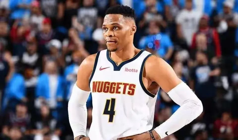 -包含篮网B队横扫法国男篮，威斯布鲁克一己之力扛起全队的词条