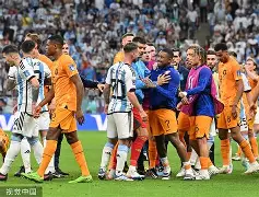 战事接连发生，欧预赛淘汰赛焦点之争人心悸动