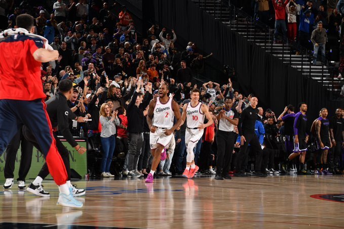 火箭逆袭灰熊取胜,哈登压哨绝杀掀 火箭逆袭灰熊取胜,哈登压哨绝杀掀