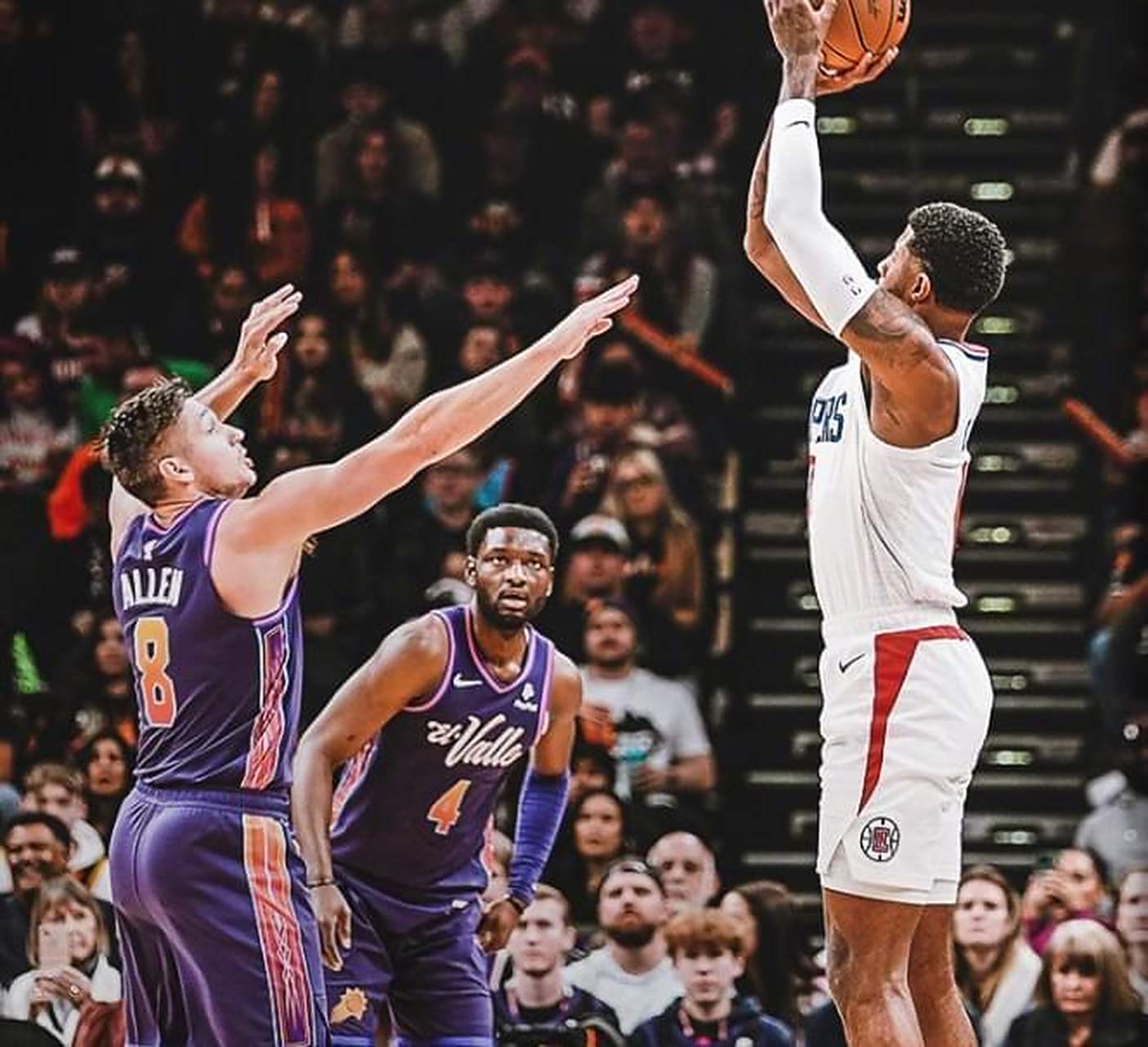 快船力克太阳,乔治贡献27分 快船力克太阳,乔治贡献27分